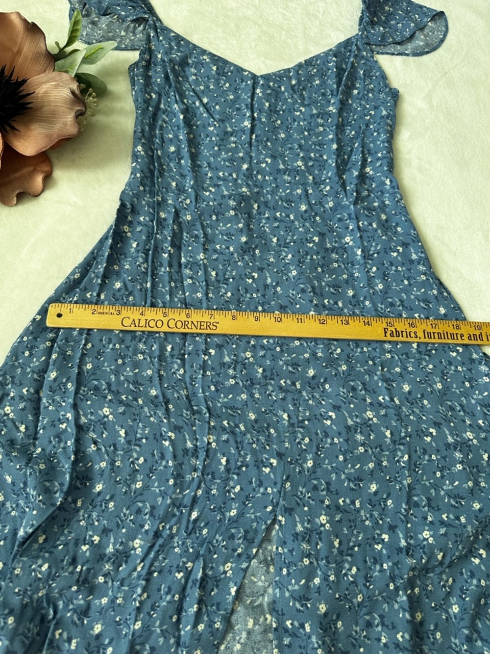 Reformation Baxley Midi Dress Eve Blue Ditsy Floral - Picture 9 of 13